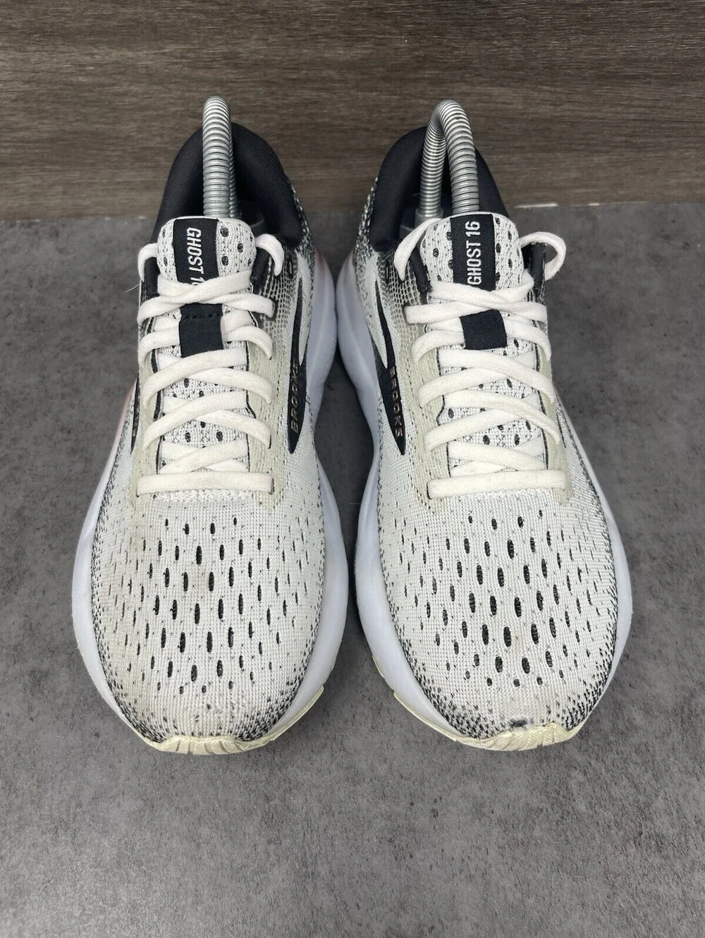 Brooks Ghost 16 Womens Size 6.5 Running Walking Athletic Shoes White Rose Gold